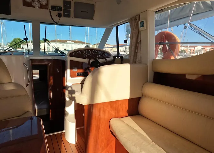 Vedette Cristal Prestige 32 Bateau-hôtel Les Sables-dʼOlonne